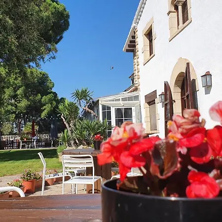 컨트리하우스 Restaurant El Bosc Banyeres del Penedes