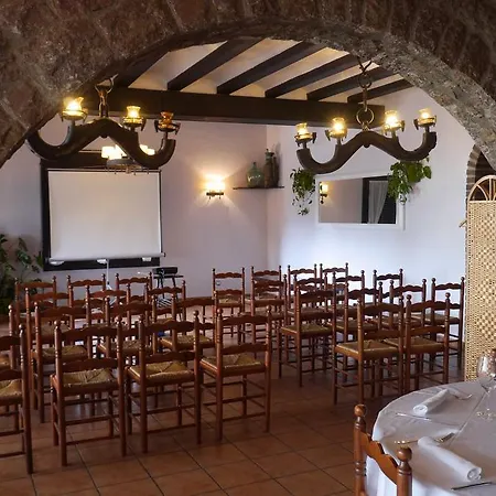 乡村民宿 埃尔博斯克餐厅酒店 Banyeres del Penedes