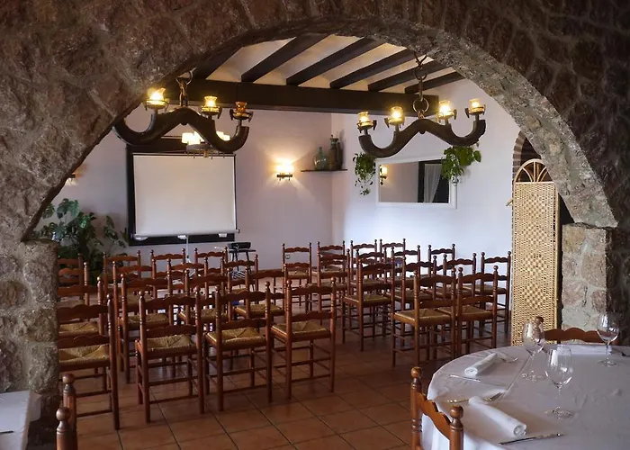 乡村民宿 埃尔博斯克餐厅酒店 Banyeres del Penedes